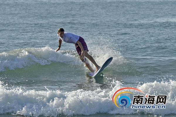 江西省中西医结合医院开展“中西医协同 健康进机关”义诊活动